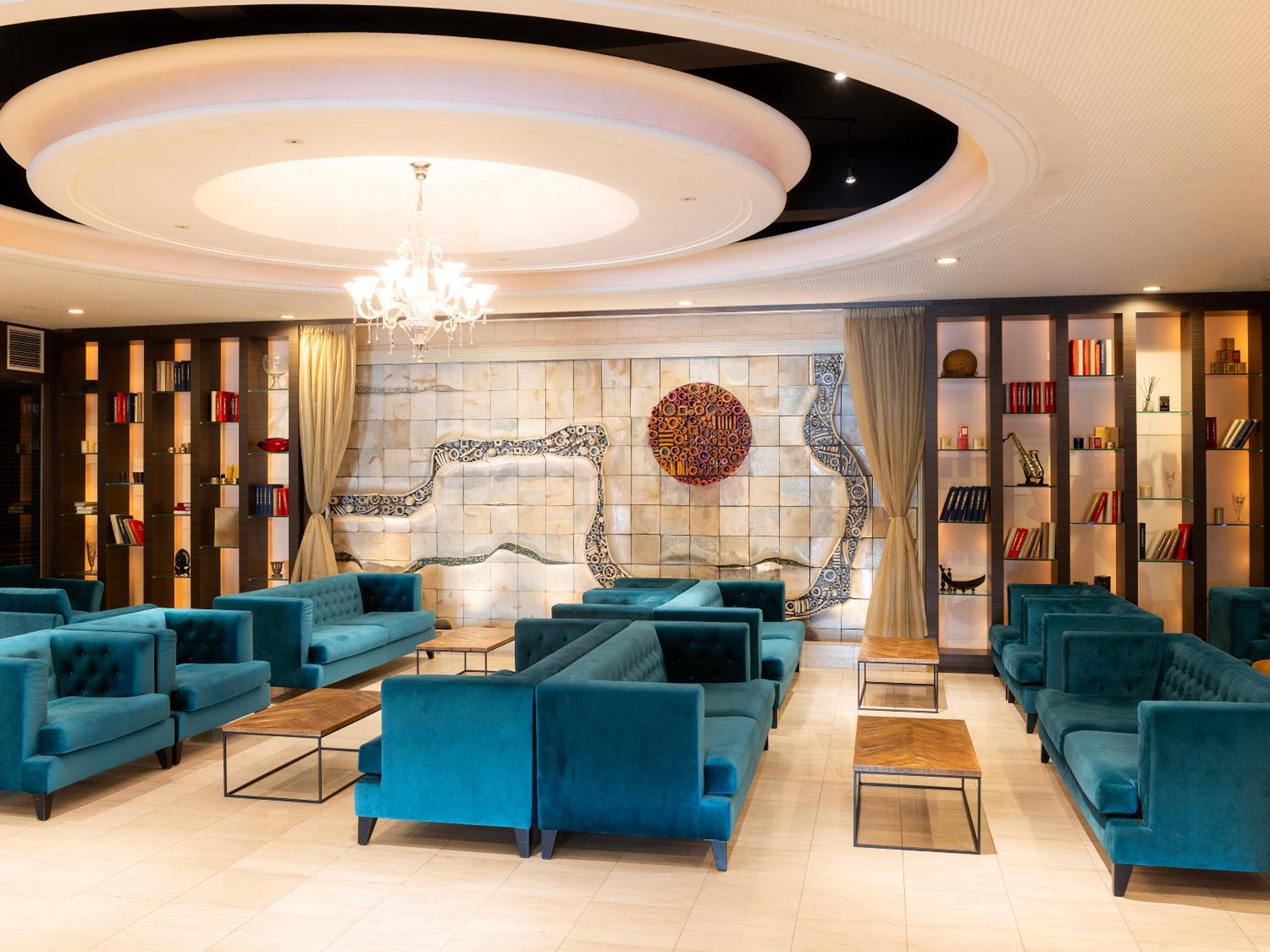 Miyakonojo Green Hotel Bagian luar foto